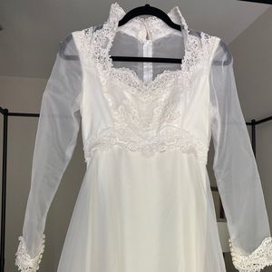 Vintage Wedding Dress